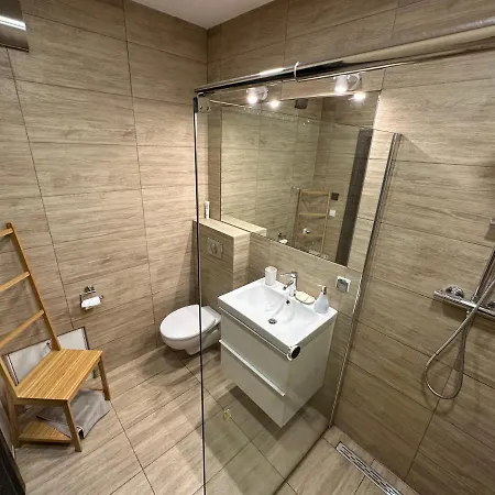 Bukowka Dom Caloroczny W Gorach Nad Jeziorem Z Jacuzzi I Sauna * Miszkowice