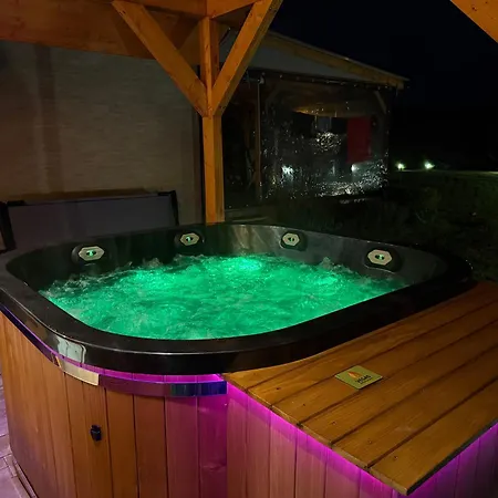 Villa Bukowka Dom Caloroczny W Gorach Nad Jeziorem Z Jacuzzi I Sauna
