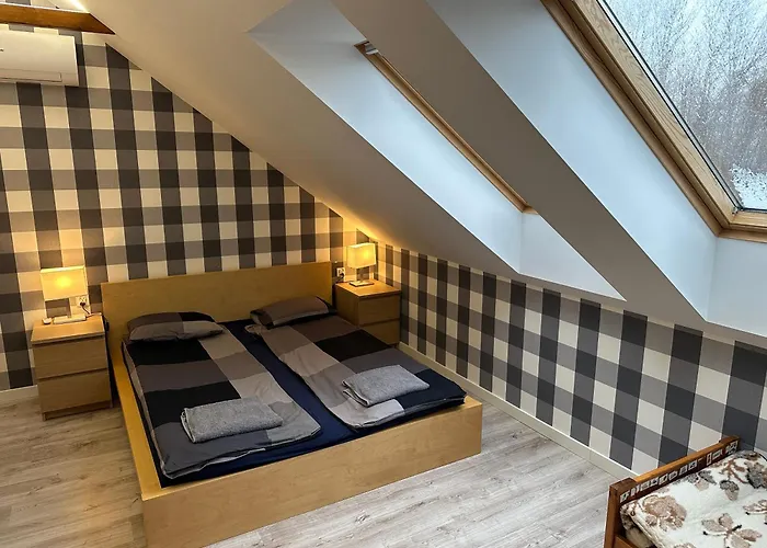 Villa Bukowka Dom Caloroczny W Gorach Nad Jeziorem Z Jacuzzi I Sauna *