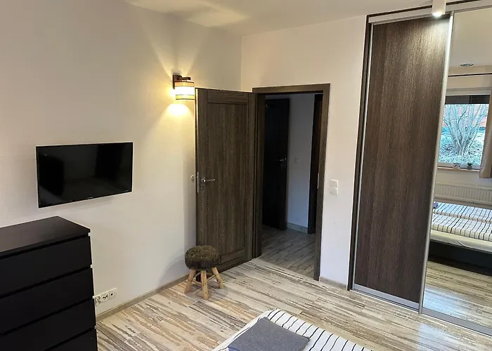 Villa Bukowka Dom Caloroczny W Gorach Nad Jeziorem Z Jacuzzi I Sauna