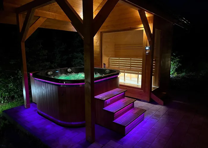 Bukowka Dom Caloroczny W Gorach Nad Jeziorem Z Jacuzzi I Sauna Villa Miszkowice